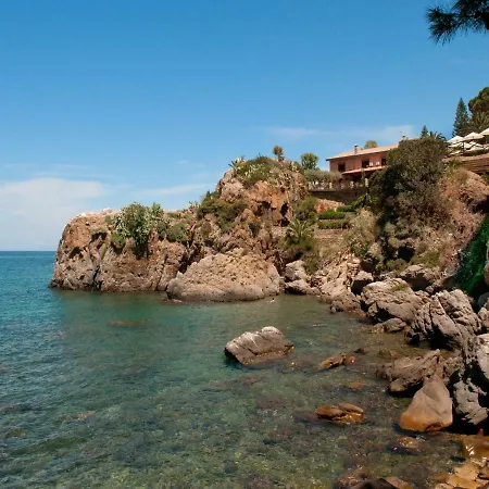 Caldura House Апартаменти Чефалу