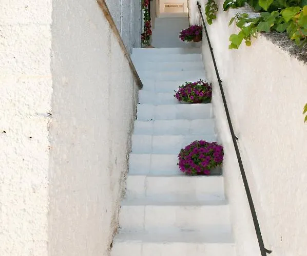 Apartman Caldura House