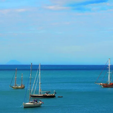 Lejlighed Caldura House *